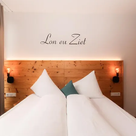 Adler Alpen Apartamento Schruns