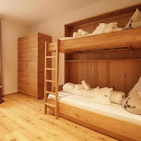 Adler Alpen Apartment Schruns