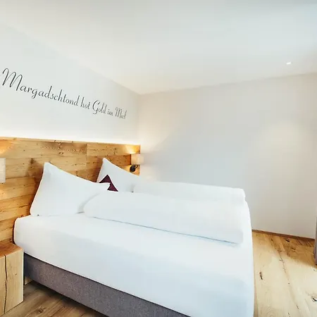 Adler Alpen Апартаменты Шрунс